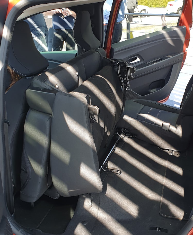 Kofferraumwanne, Hundebox. Ein Muss für VW Golf 7 Variant