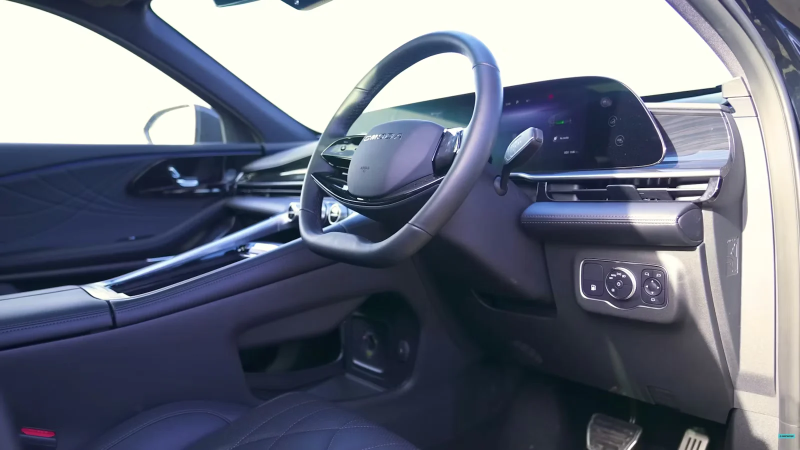 2025-Omoda-9-interior-1