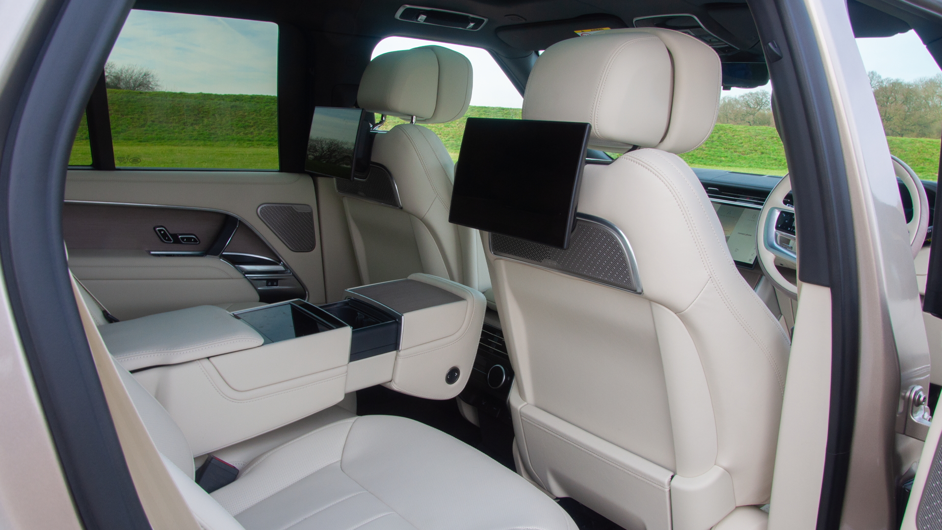Range Rover Rear Seat Row