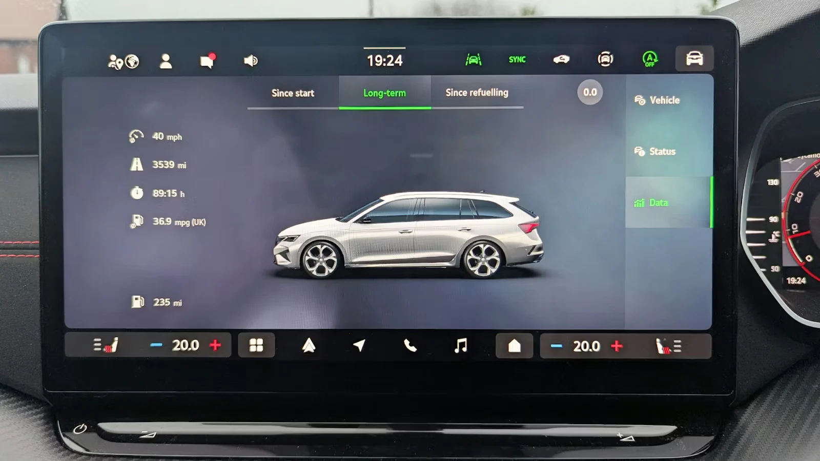 2025-Skoda-Octavia-vRS-Estate-economy-1