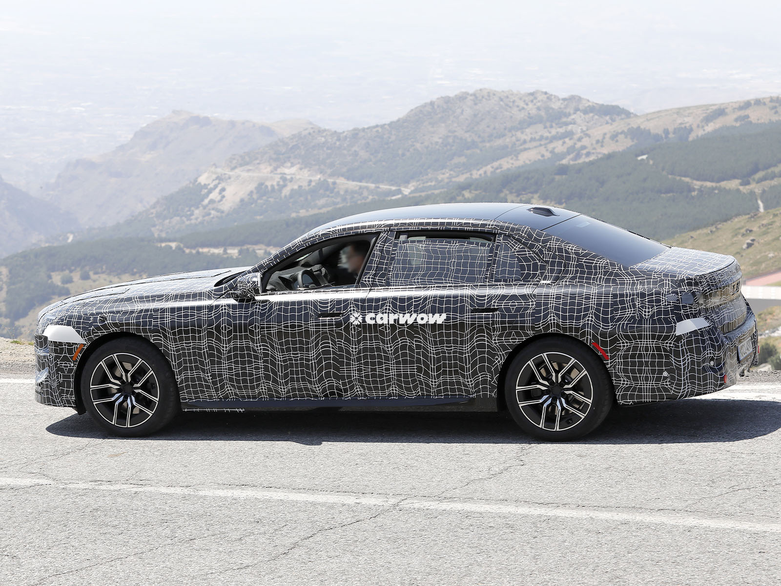 BMW 7er Facelift Neue Bilder Seitenansicht