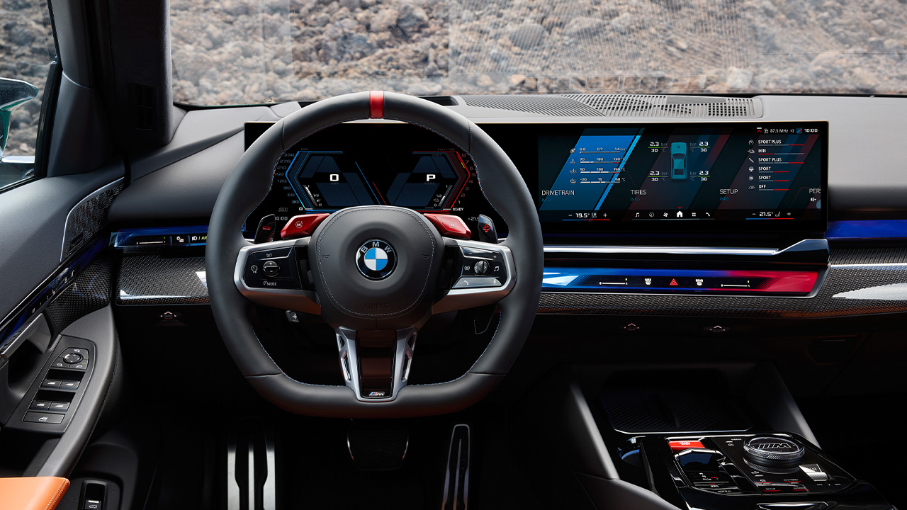 BMW M5 Cockpit
