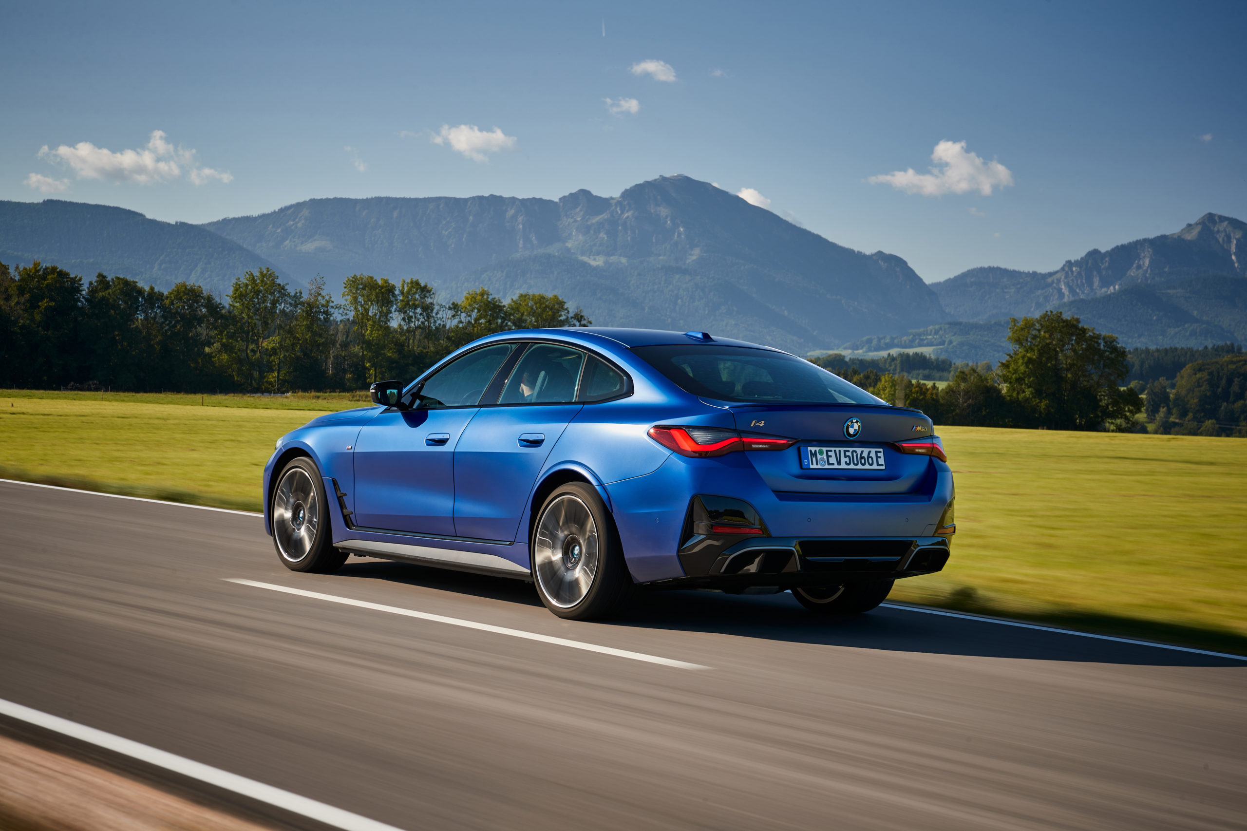 BMW i4 M50: Preis, Motoren, Ausstattungen und Alternativen | carwow.de