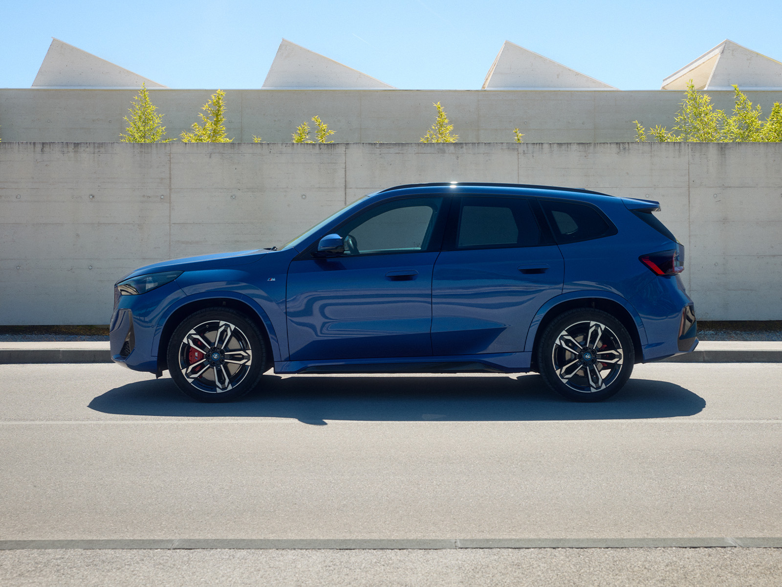 BMW iX1 Angebot Seitenansicht Oktober 2026