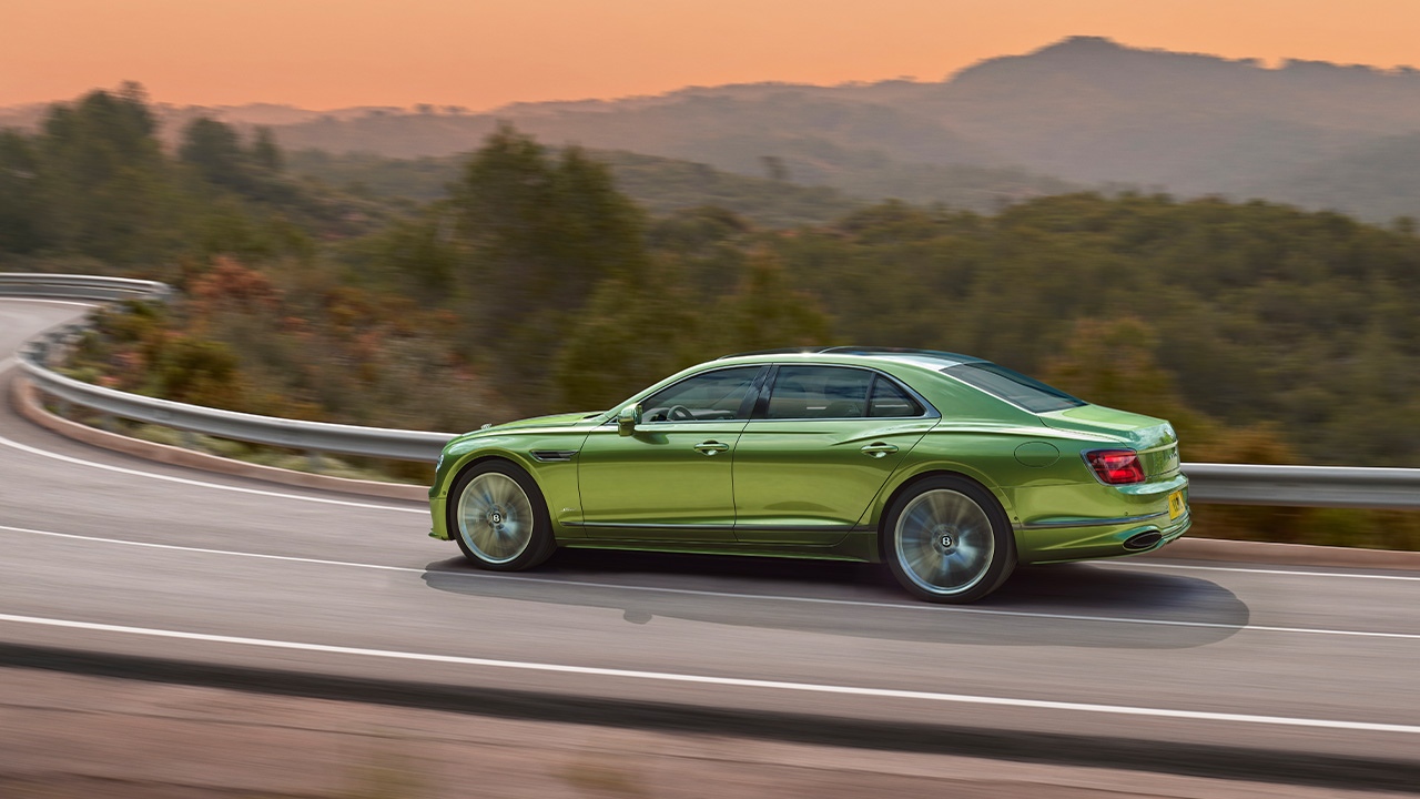 Bentley Flying Spur auf Fahrt