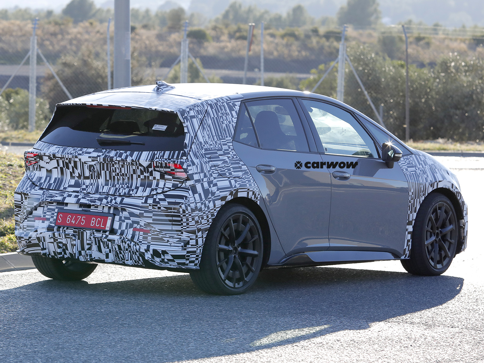 Cupra Born Facelift Neue Bilder Seitenansicht 2