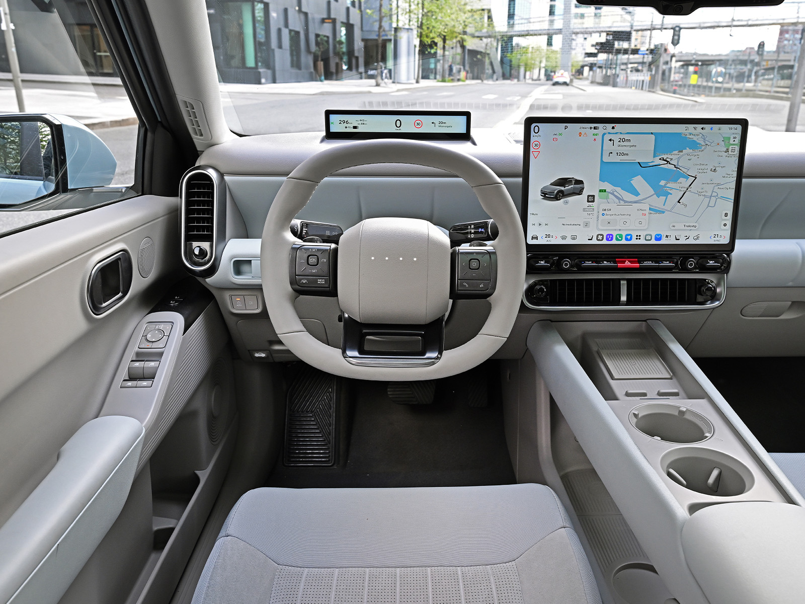 Hyundai Ioniq 3 Cockpit Hell