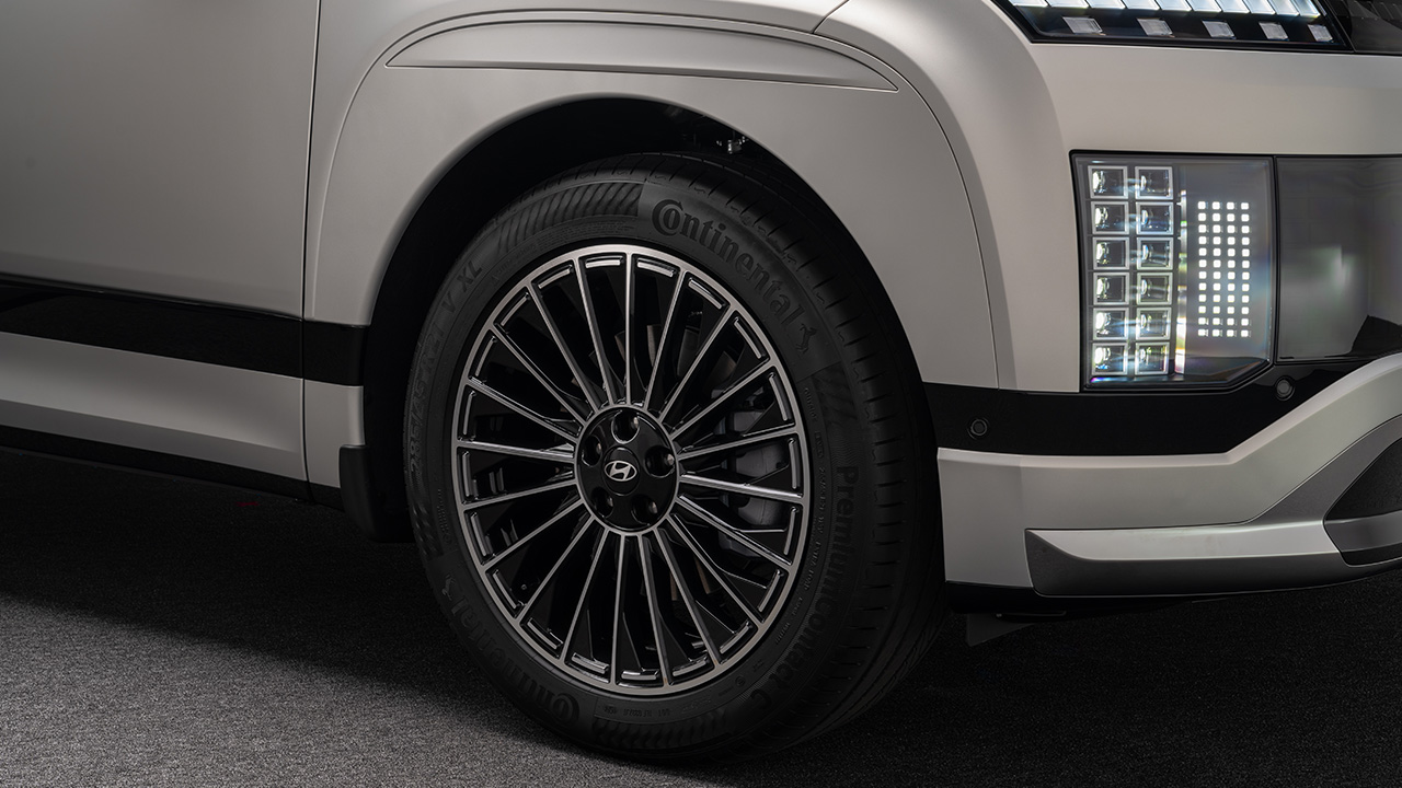 Hyundai Ioniq 9 Felge und Frontansicht