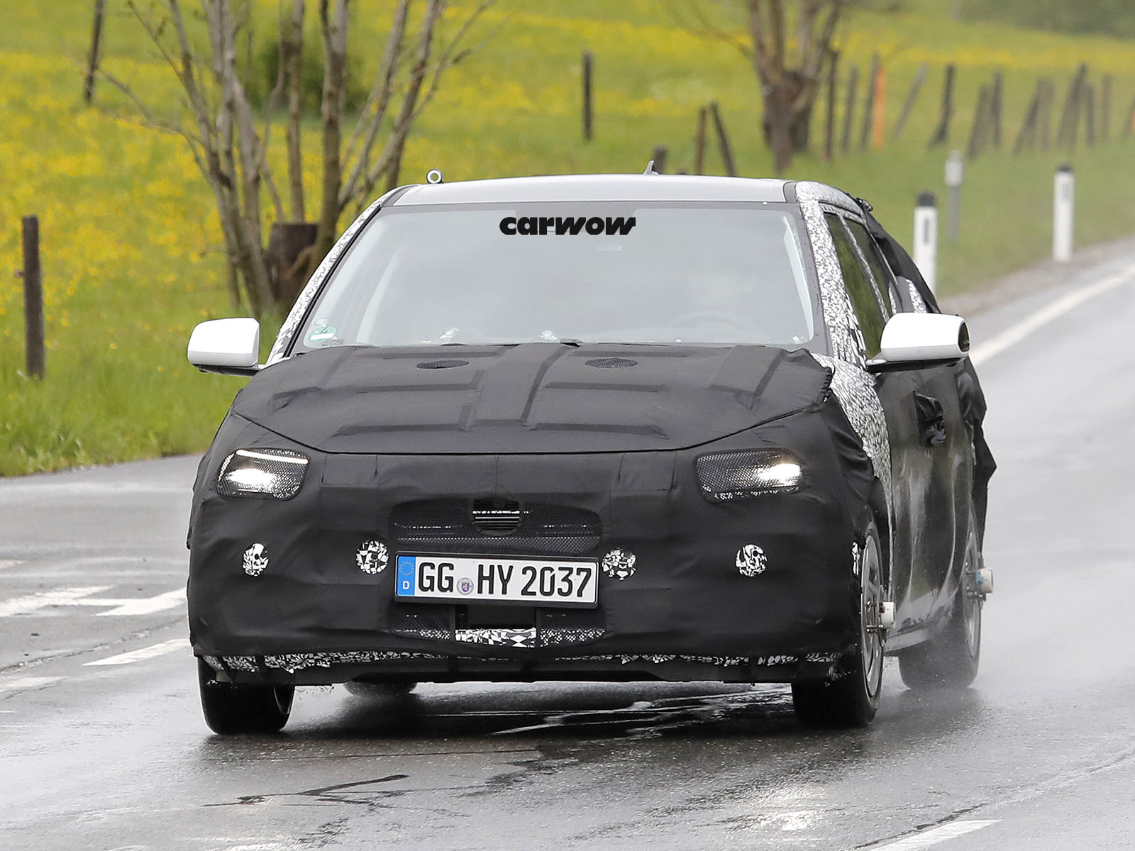 Hyundai i20 2027 auf Testfahrt Frontansicht