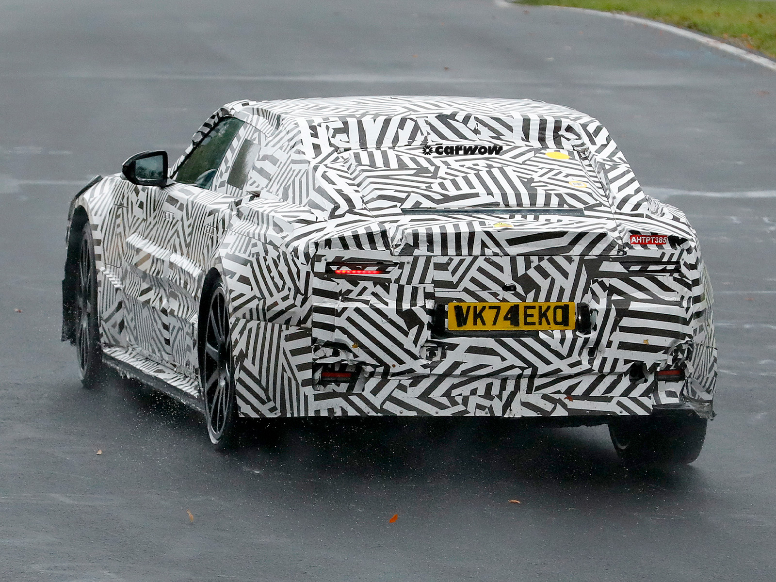 Jaguar Type 00 auf Testfahrt Heckansicht