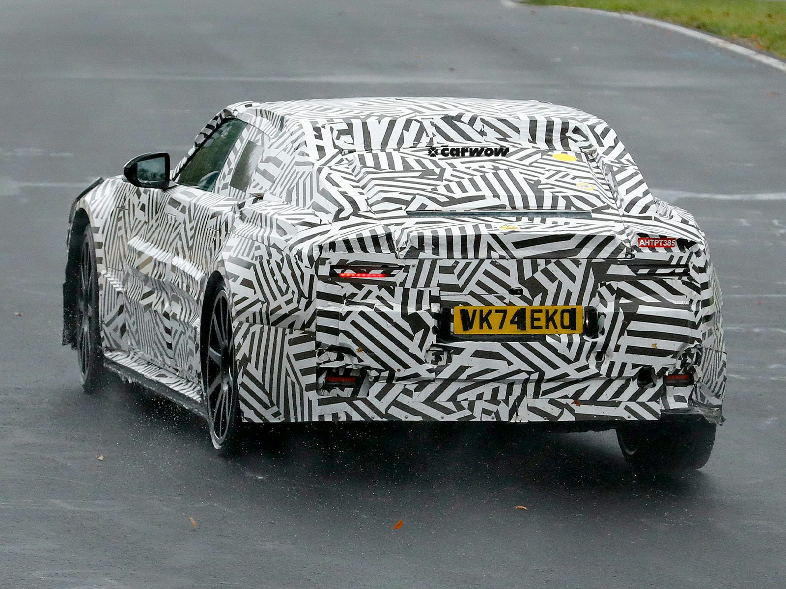 Jaguar Type 00 auf Testfahrt Heckansicht