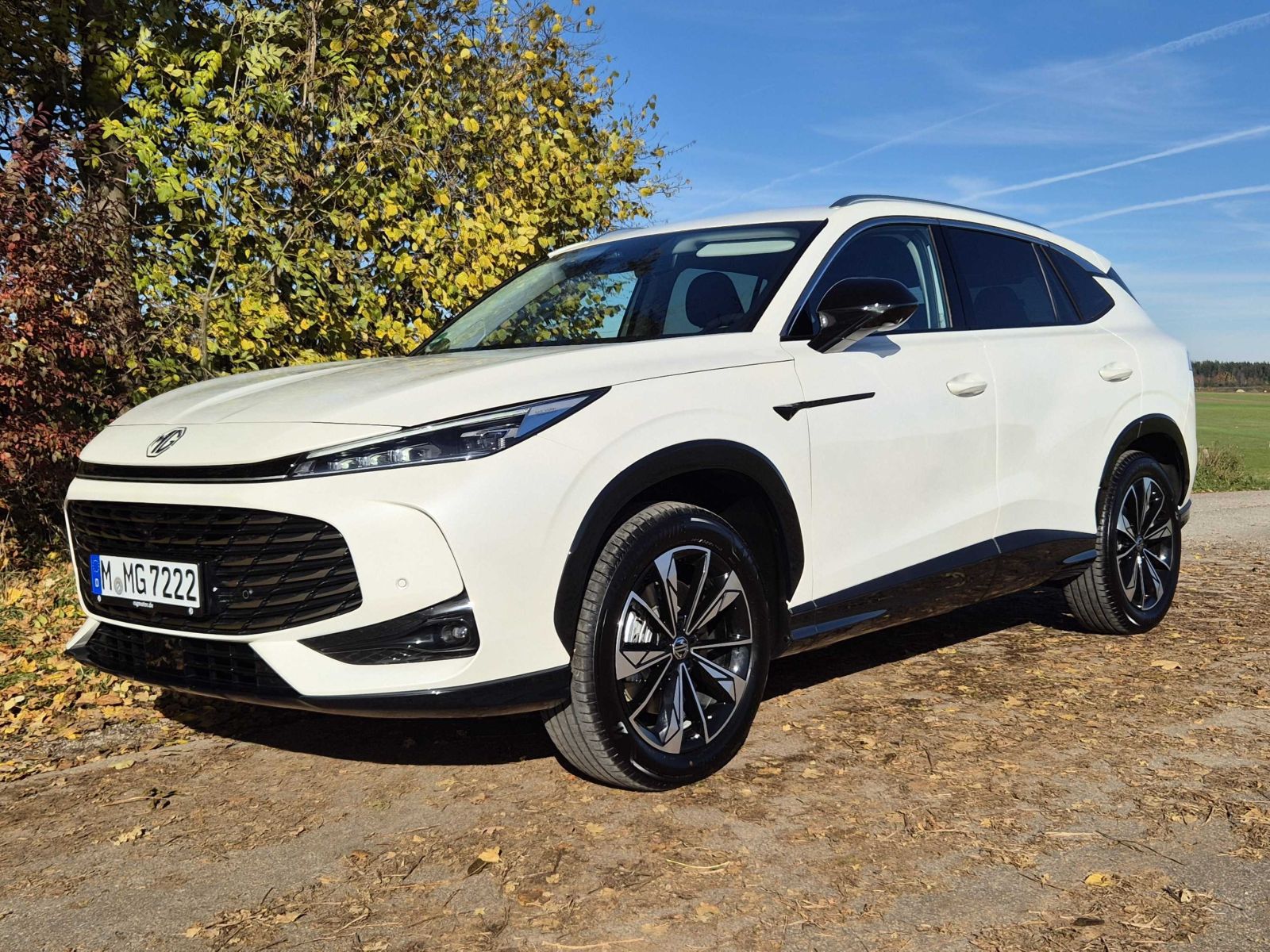 MG-HS-Hybrid-Exterieur