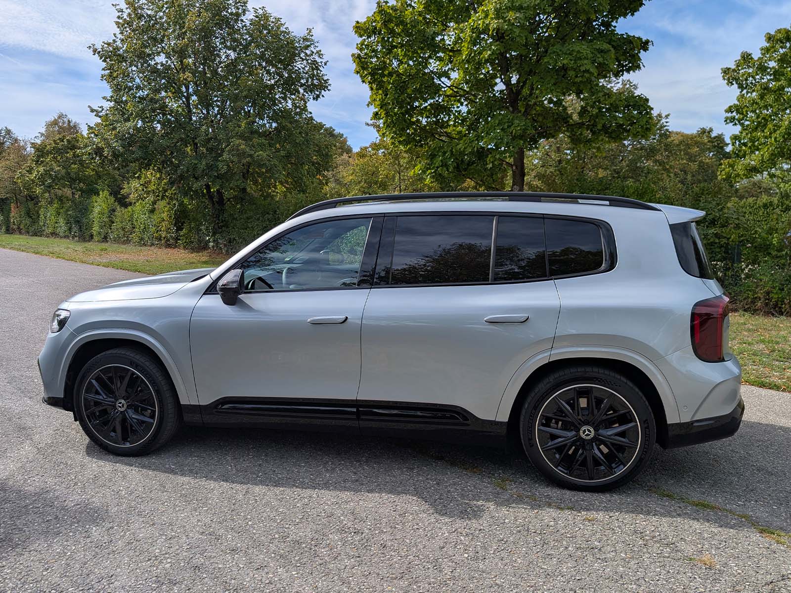 Mercedes GLB elektrisch Seitenansicht