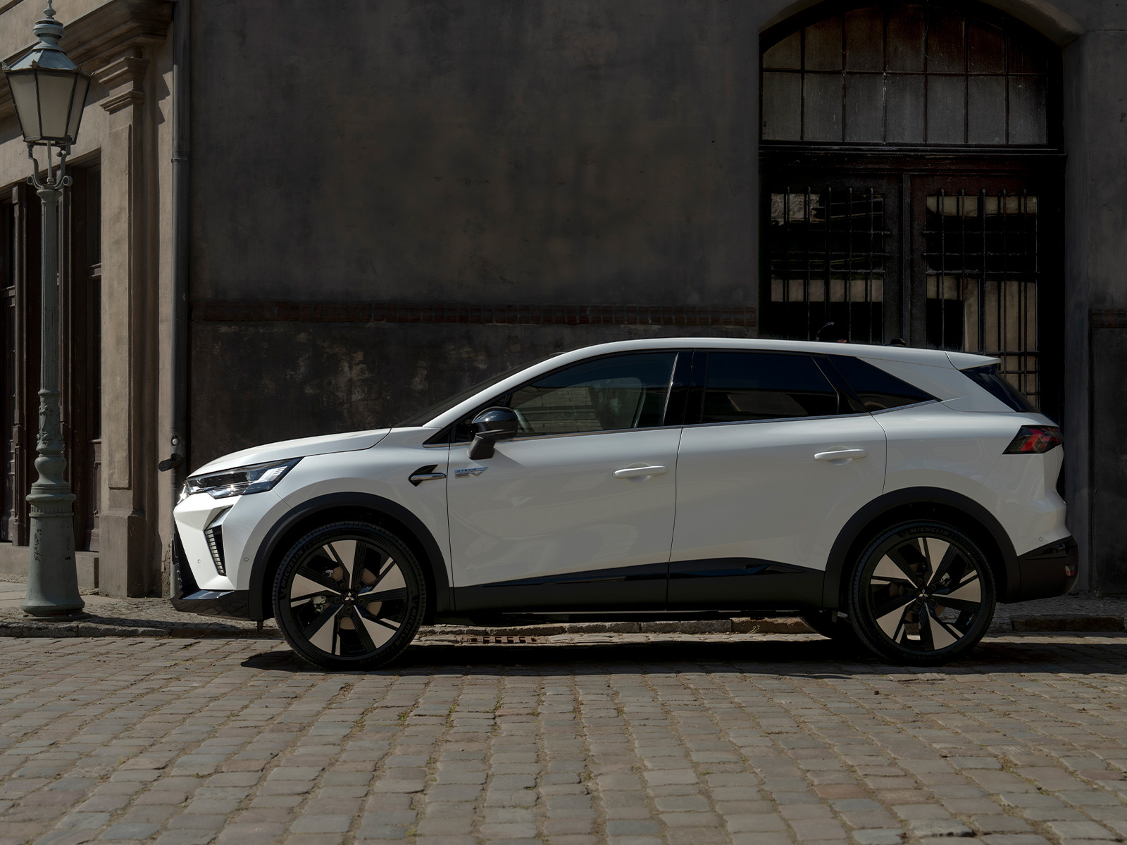 Mitsubishi Grandis Vorstellung Seitenansicht