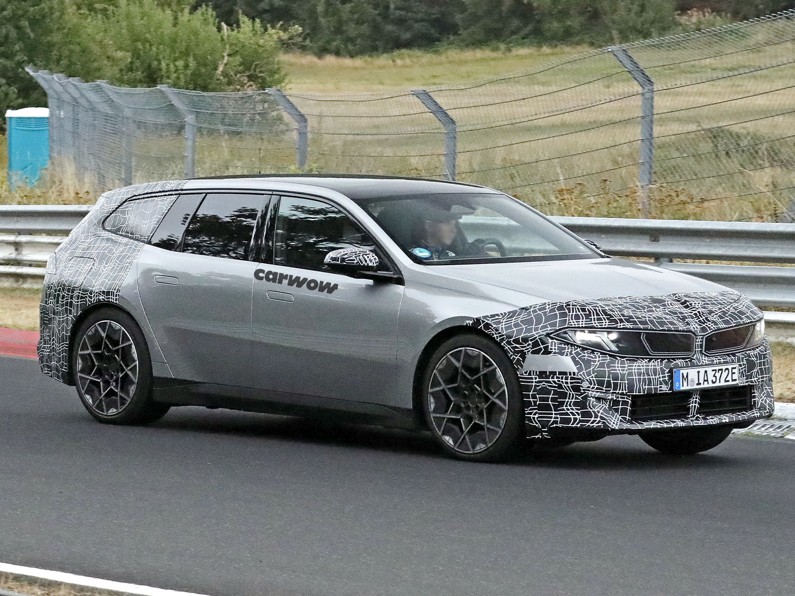 Neue Bilder BMW i3 Touring auf Testfahrt Seitenansicht