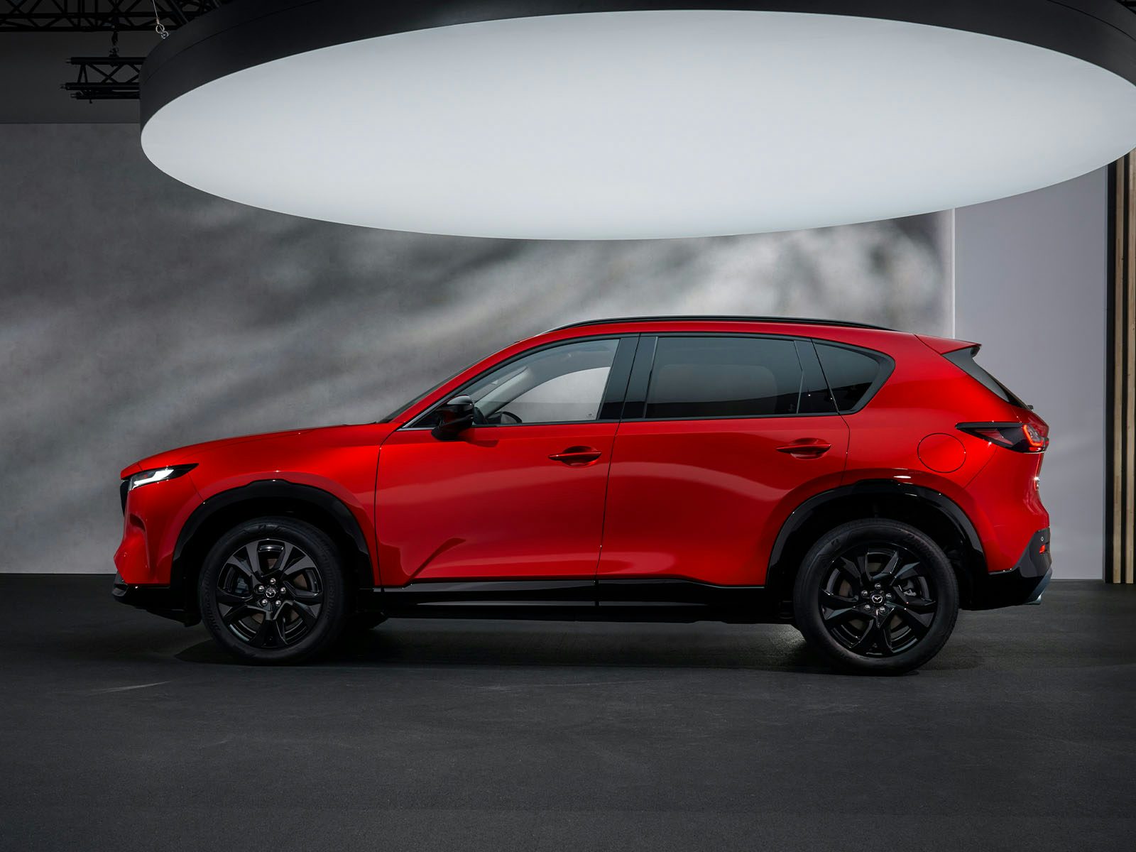 Neuer Mazda CX-5 2025 Seitenansicht