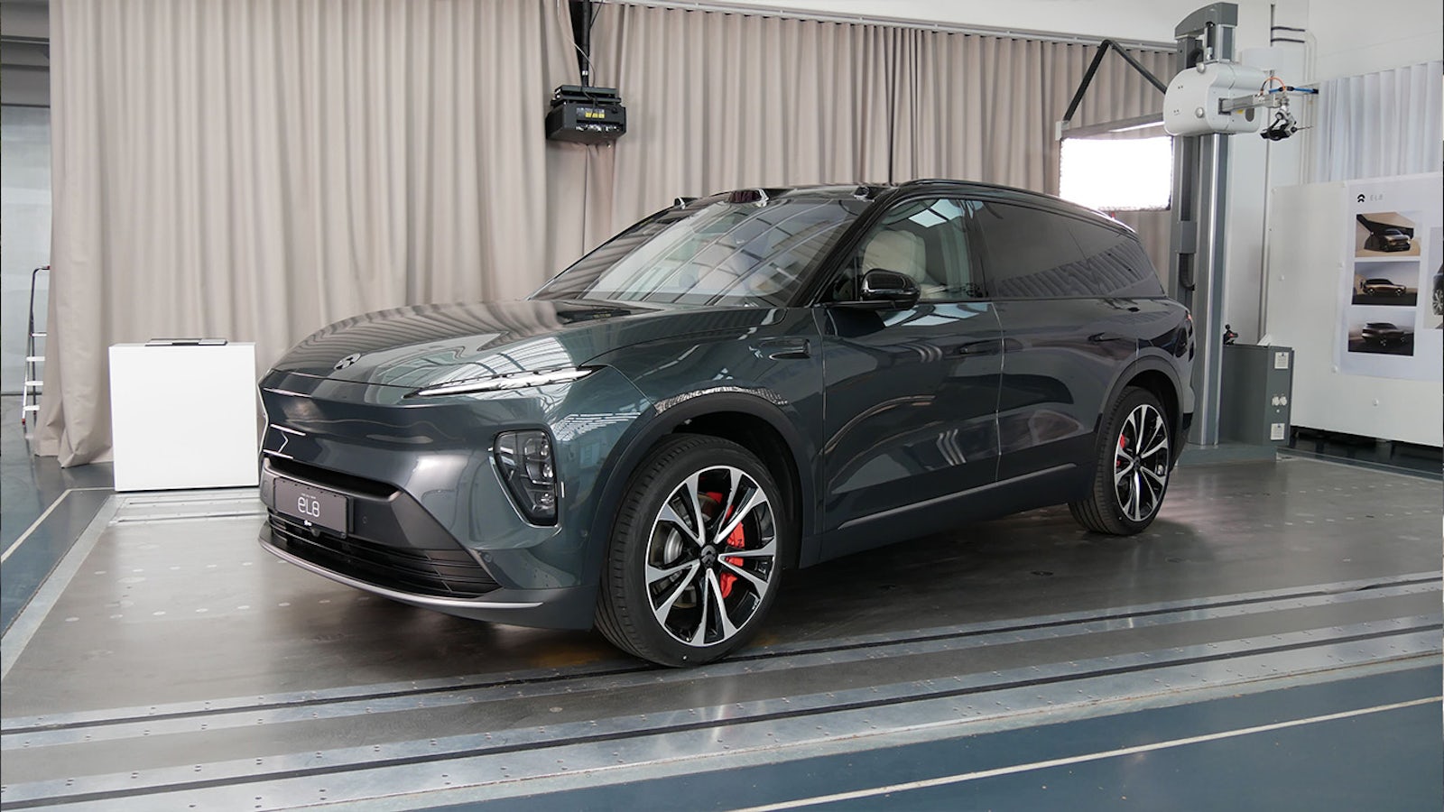 Nio EL8 Seitenansicht