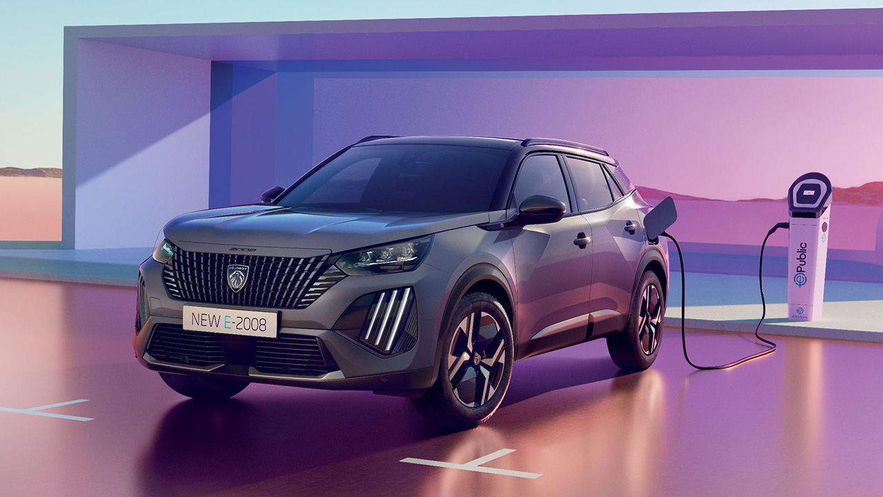 Peugeot E-2008