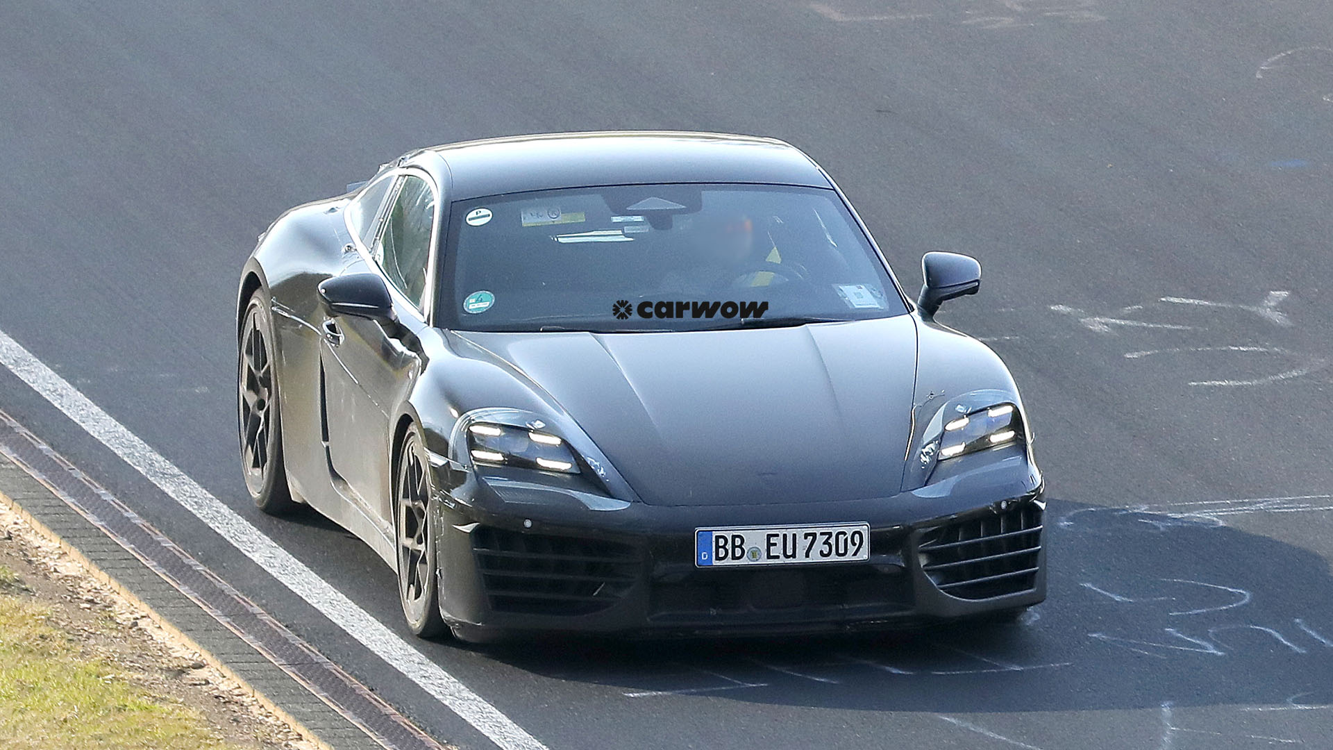 Porsche 718 Cayman Elektro auf Testfahrt 2025 Frontansicht