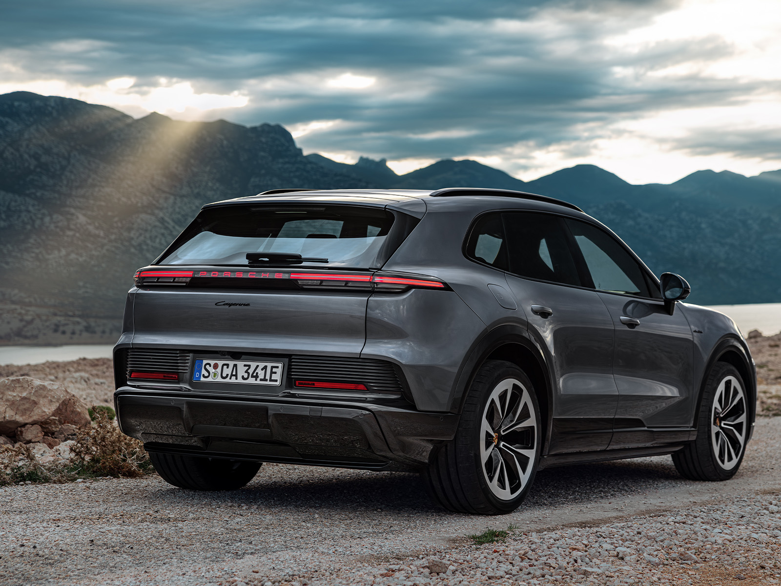 Porsche Cayenne Electric Heckansicht