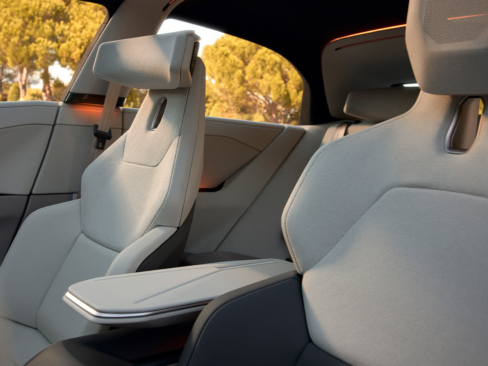 Toyota Corolla COncept 2025 Vordersitze