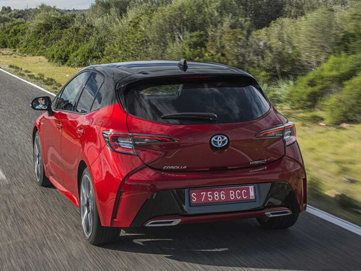 Toyota_Corolla_hinten