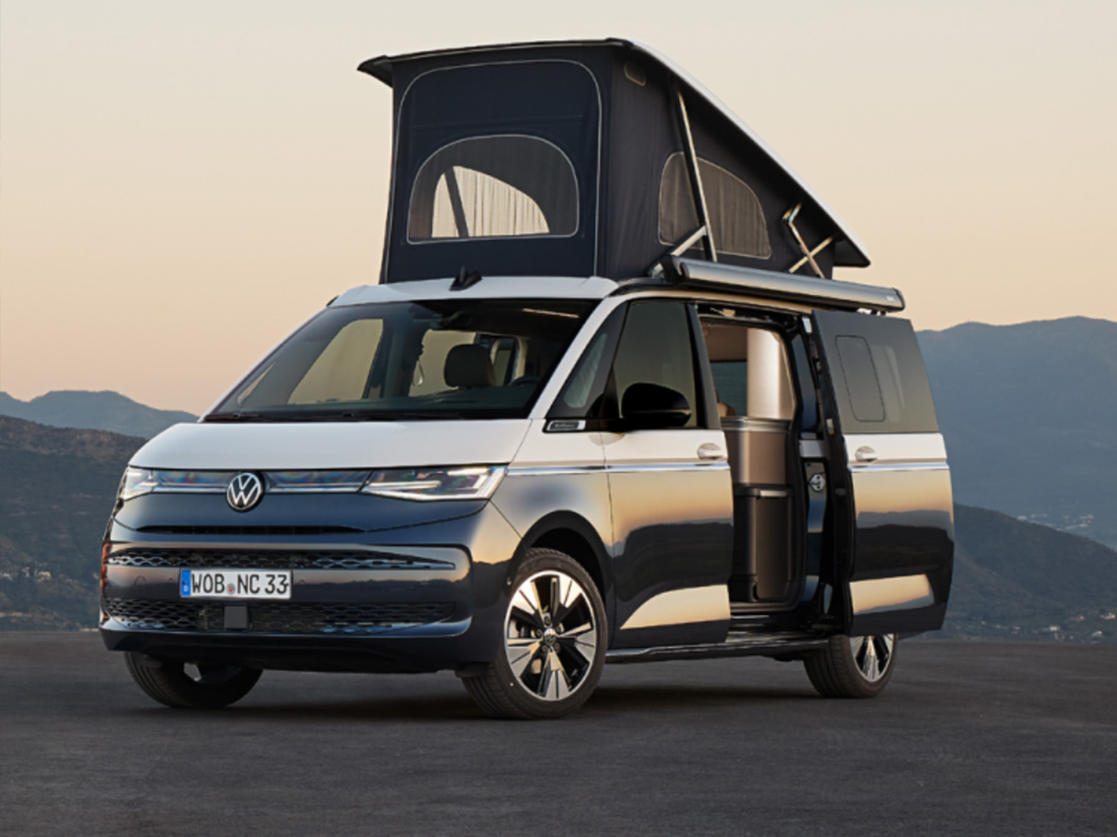 VW California on Sale August 2025 Leasing Roof Tent