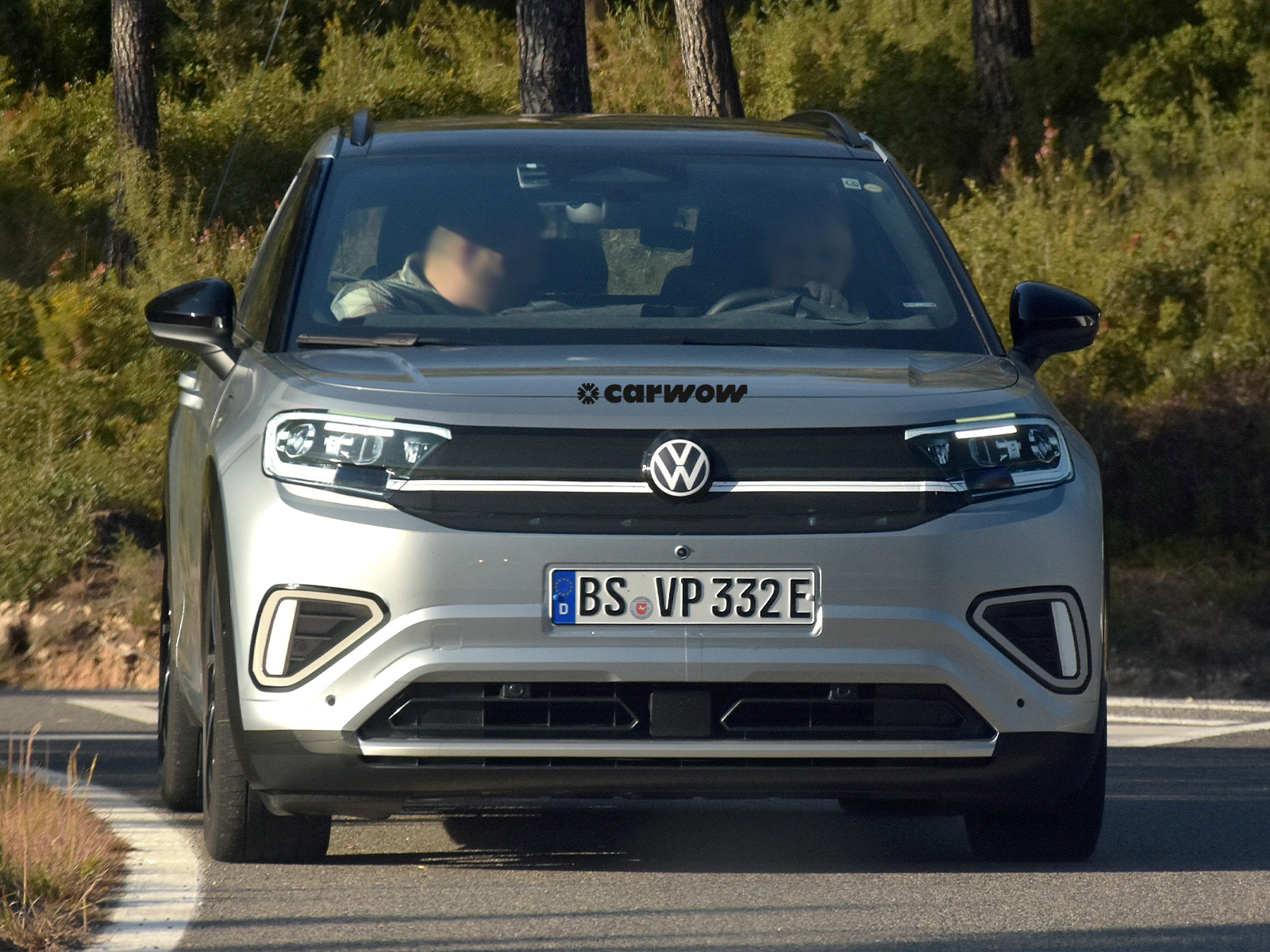 VW ID Cross auf Testfahrt Frontansicht