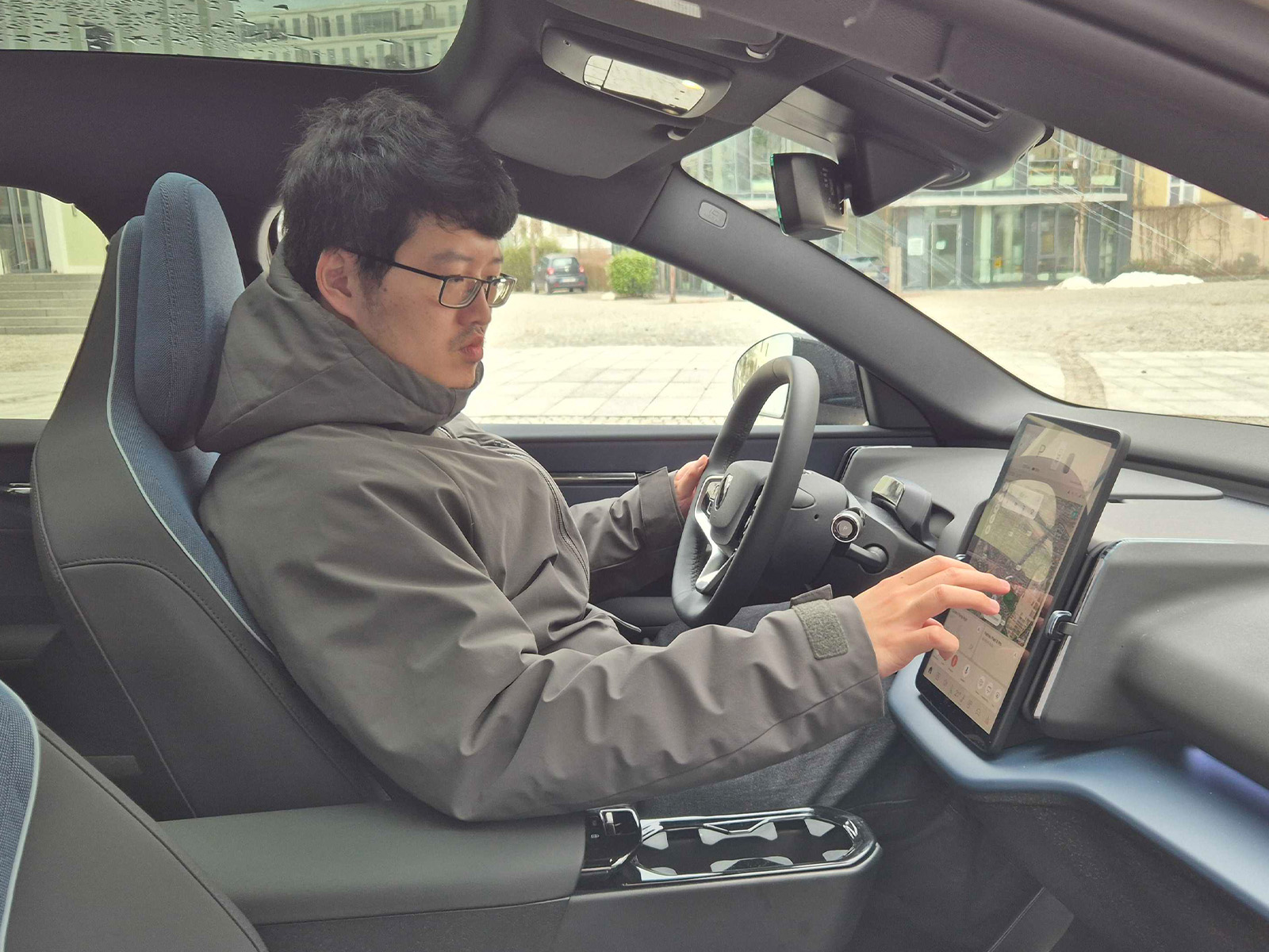 Volvo EX30 Langstrecke Vordersitze