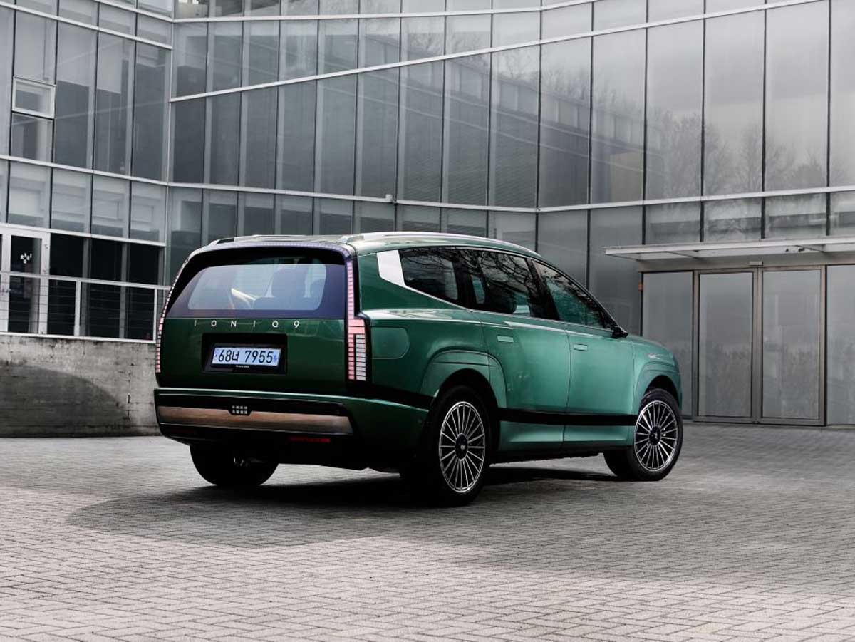 ioniq-9--hinten-seitlich