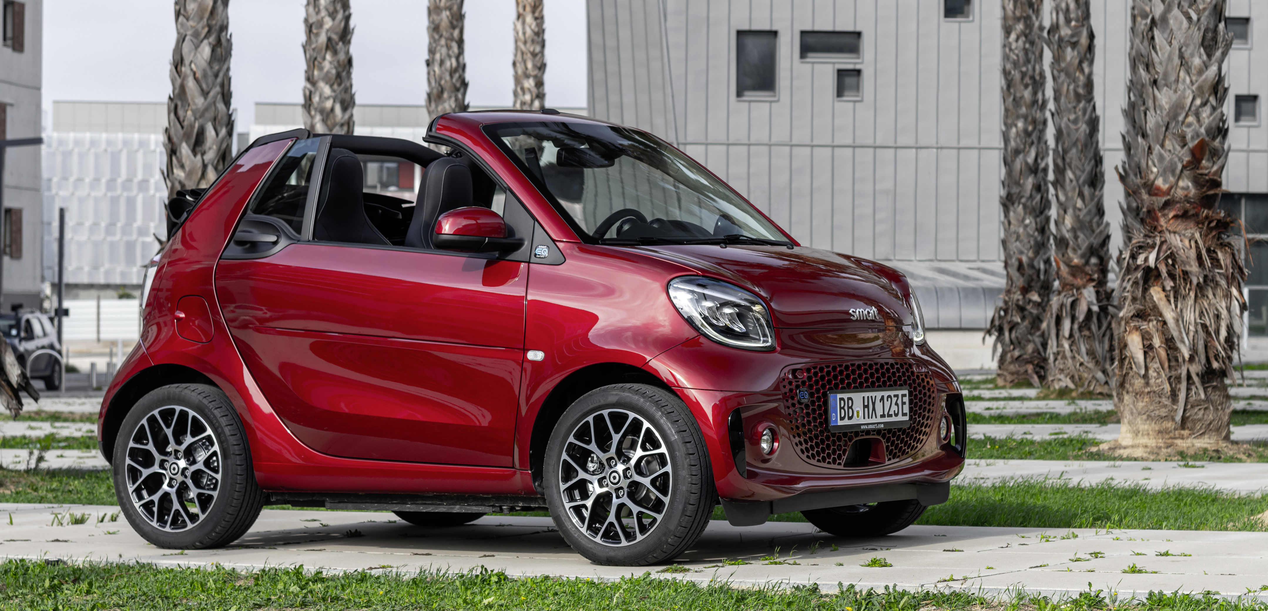 smart EQ fortwo Cabrio Preis, Motoren, Ausstattungen und Alternativen carwow.de